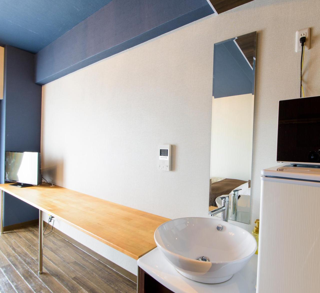 Mr. Kinjo In Matabee Aparthotel Okinawa Exterior photo