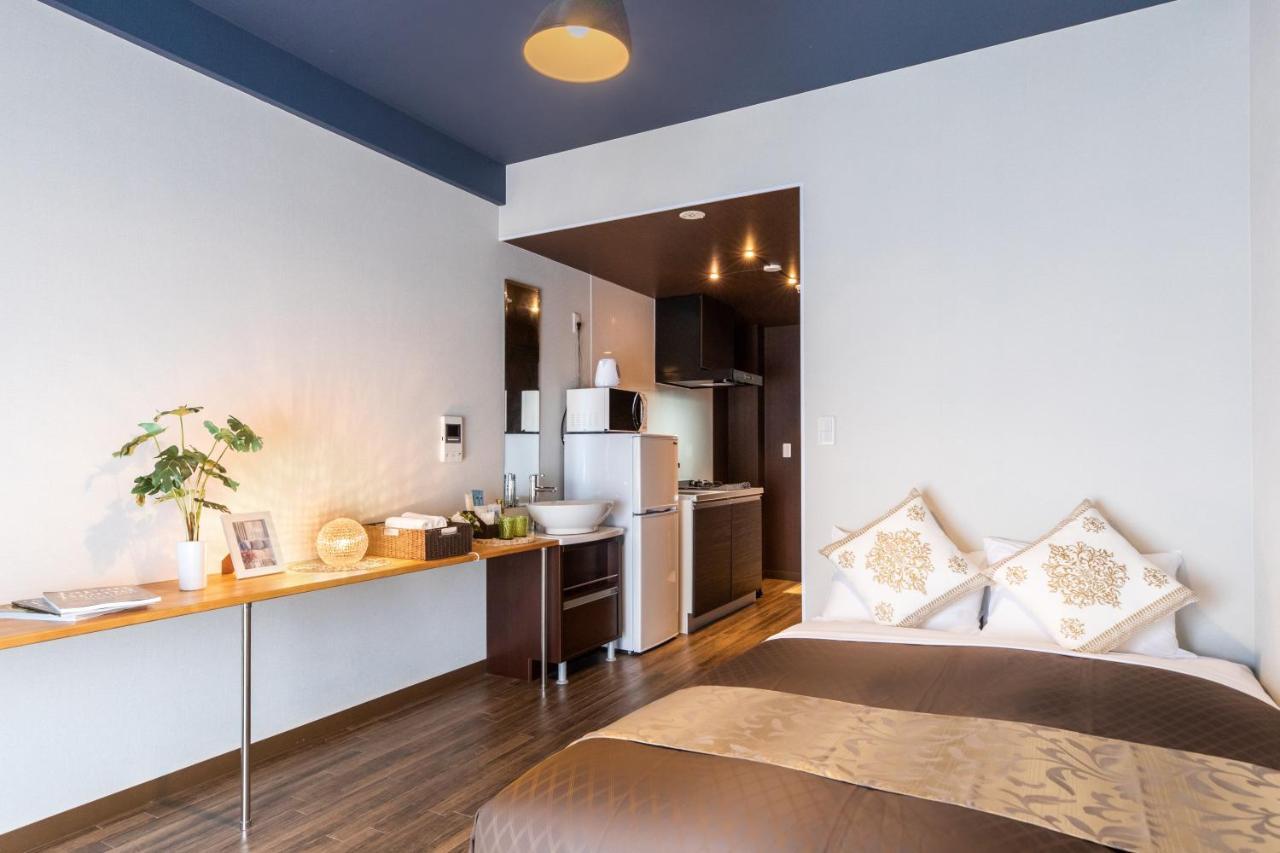 Mr. Kinjo In Matabee Aparthotel Okinawa Exterior photo